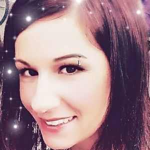 Meet your Posher, Angelina